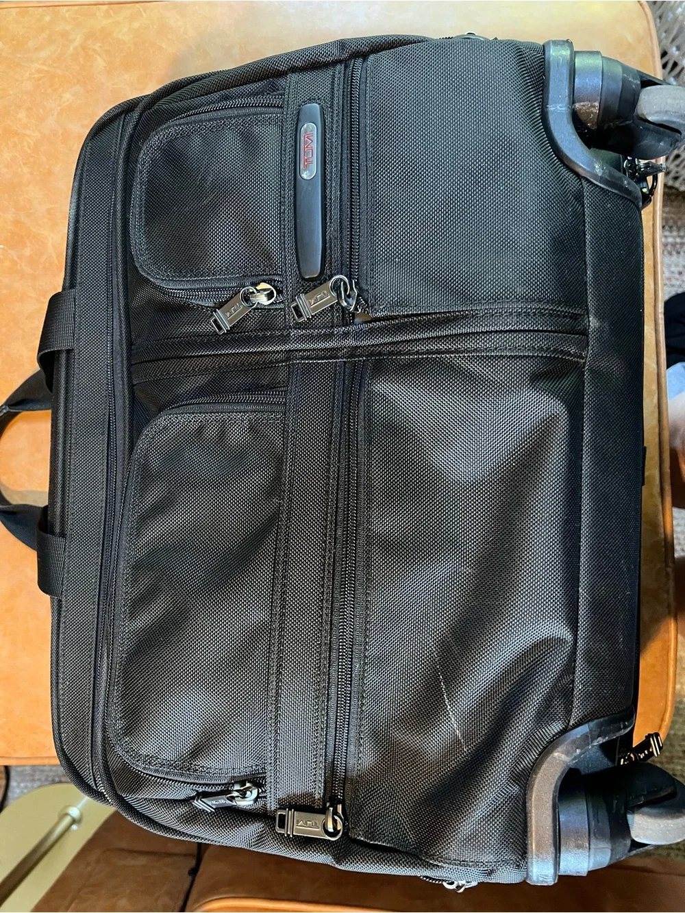 Tumi Black Travel Spinner Briefcase/Small Carry-on Suitcase with Front Pockets